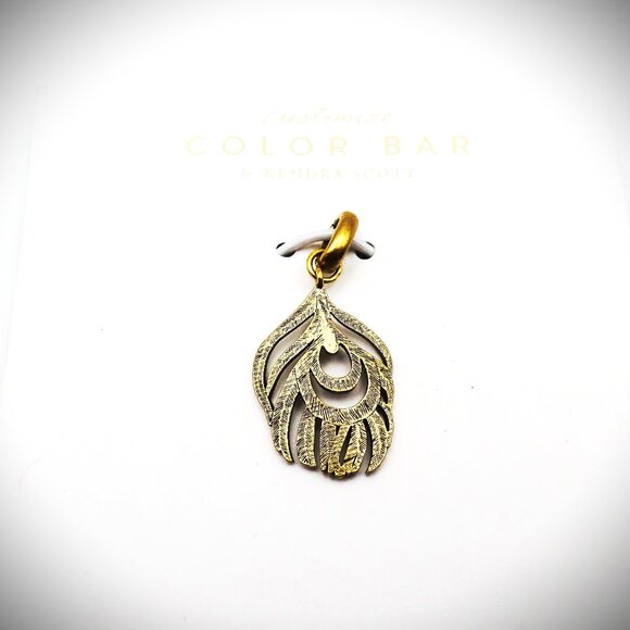 KENDRA SCOTT NWT Color Bar Feather Charm Bangle Bracelet in Antique Gold - Picture 4 of 5